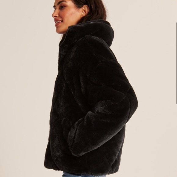 Abercrombie Black Fur Puffer jacket - Picture 3 of 5